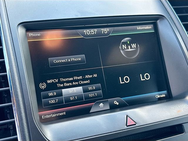 Used 2015 Ford Taurus SEL w/ Equipment Group 201A FWD image 14