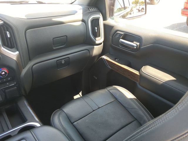 Used 2020 Chevrolet Silverado 1500 High Country w/ Technology Package AWD/4WD image 17