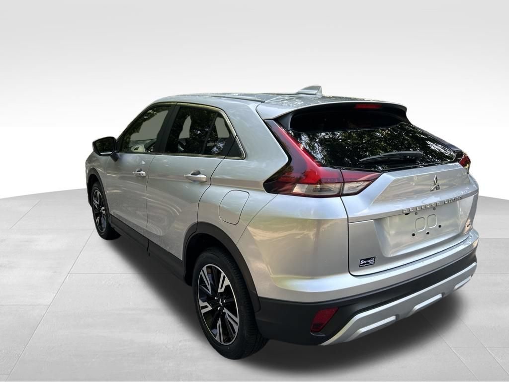 Used 2024 Mitsubishi Eclipse Cross AWD image 3