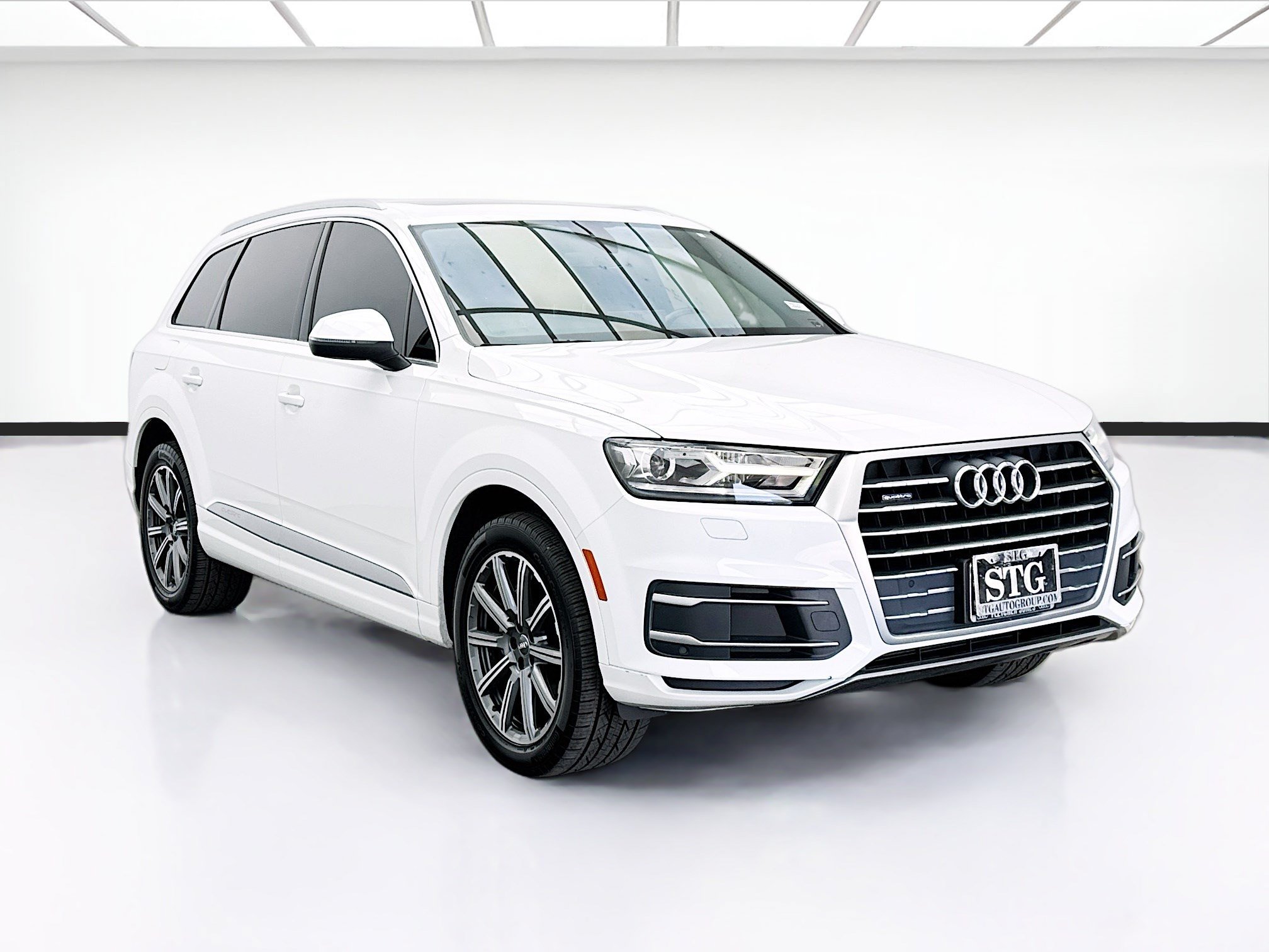 Used 2019 Audi Q7 2.0T Premium w/ Convenience Package AWD/4WD image 3