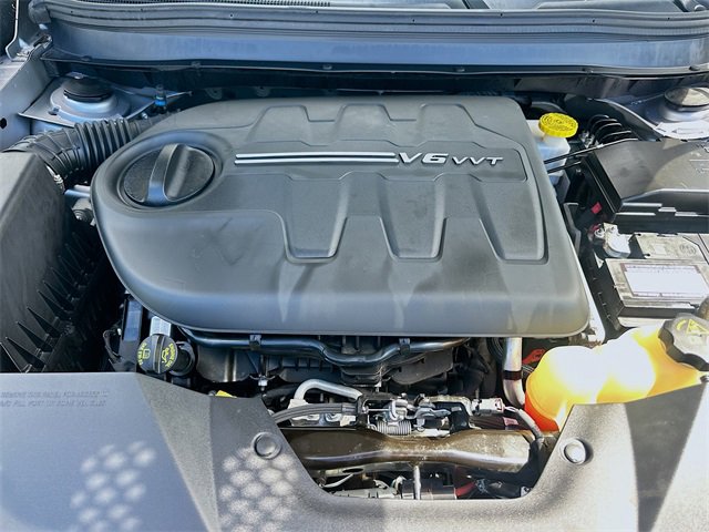 Used 2019 Jeep Cherokee Limited image 27