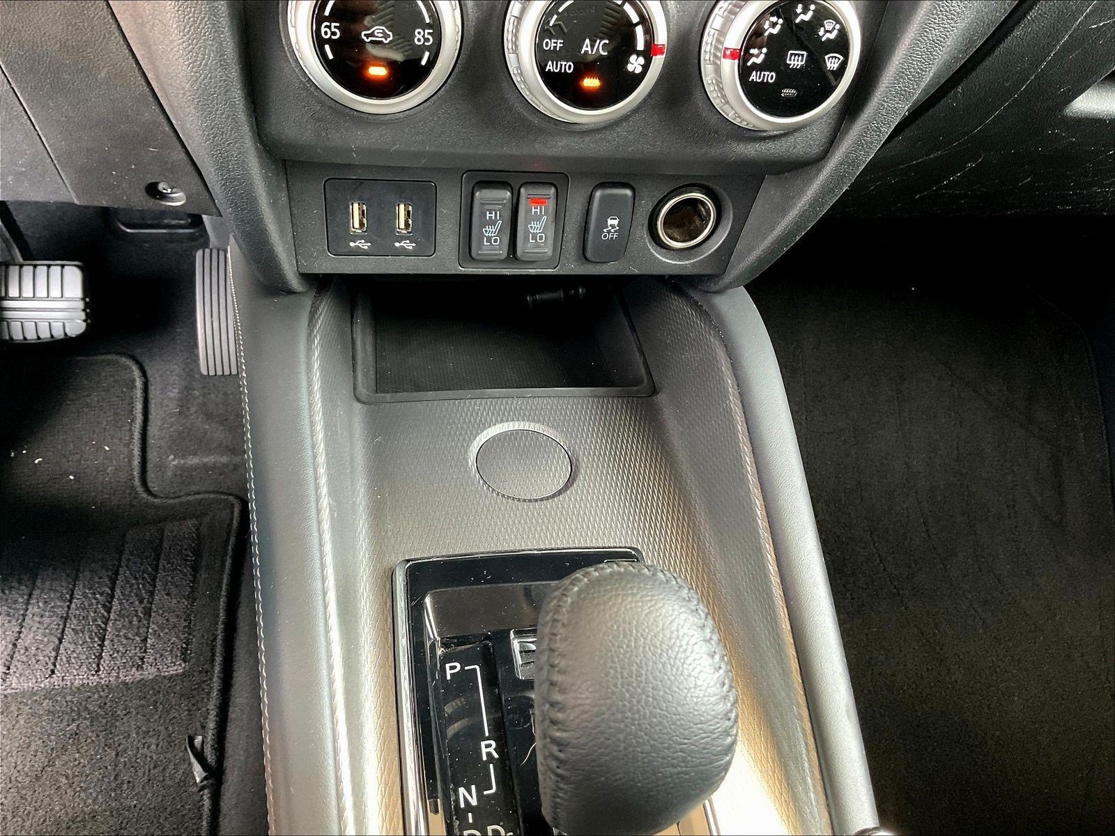 Used 2021 Mitsubishi Outlander Sport SE FWD image 14