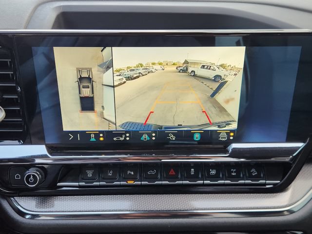 Used 2025 Chevrolet Silverado 2500 ZR2 w/ Technology Package AWD/4WD image 6