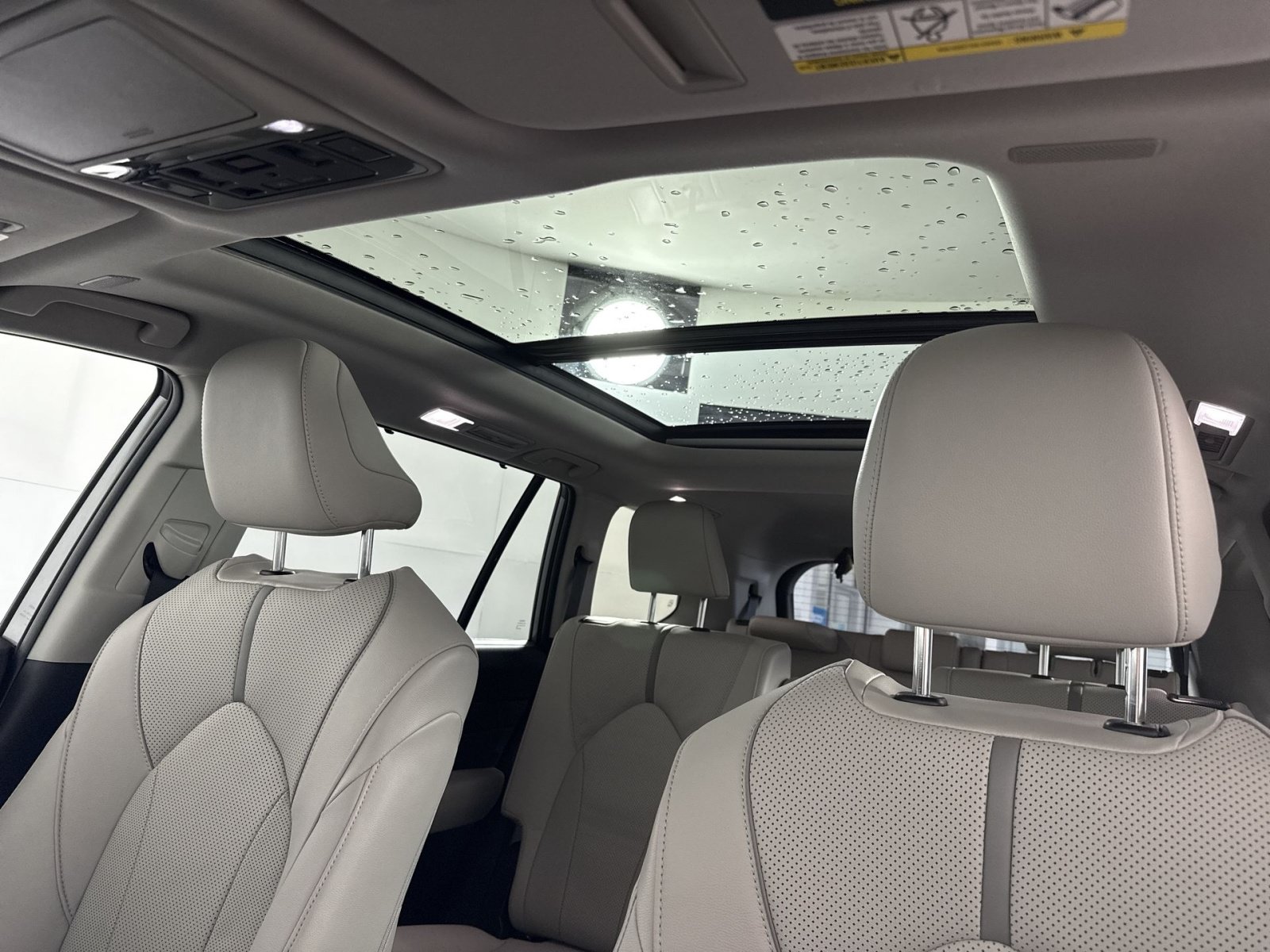 Used 2025 Toyota Grand Highlander AWD image 24