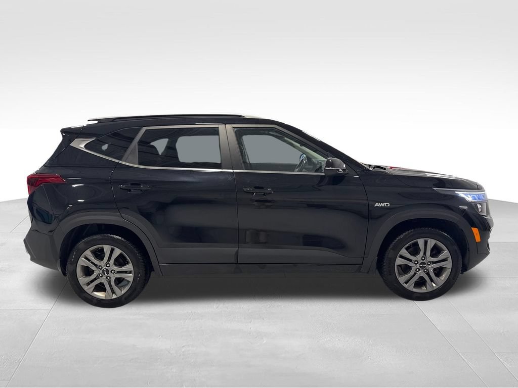 Used 2023 Kia Seltos S w/ Navigation Package AWD/4WD image 48