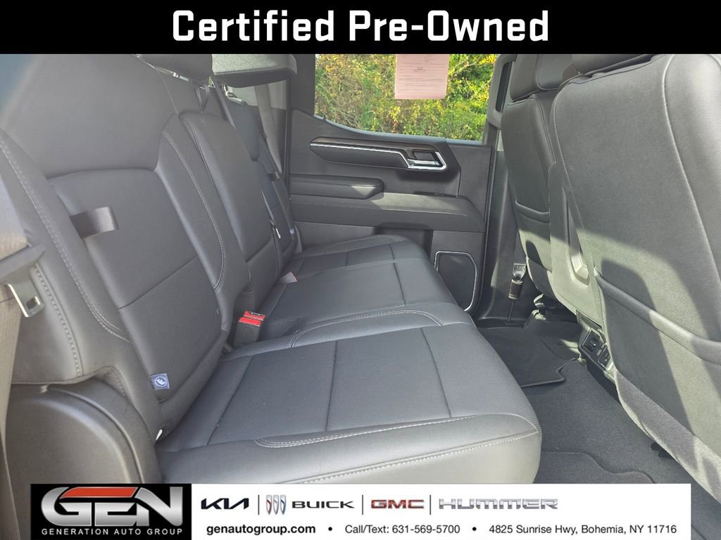 Used 2025 GMC Sierra 1500 SLT image 28