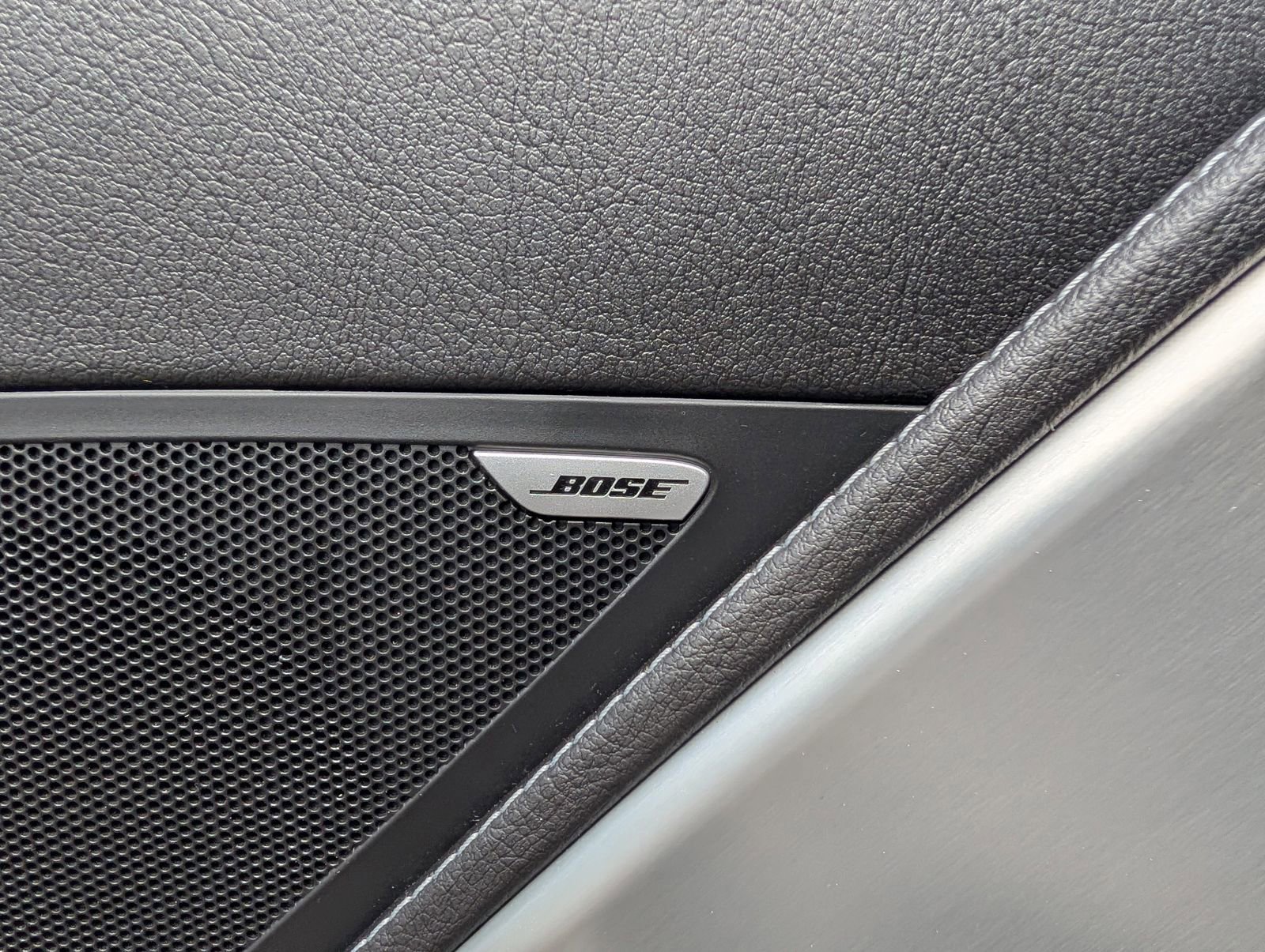 Used 2017 Chevrolet Corvette Stingray Coupe w/ 1LT image 26