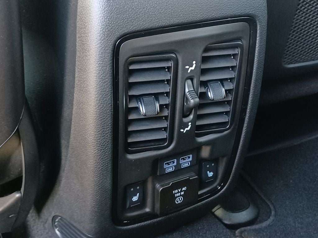 Used 2025 Dodge Durango GT AWD/4WD image 33