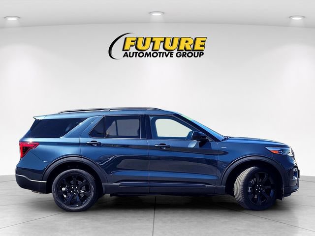 Used 2023 Ford Explorer ST-Line w/ Class IV Trailer Tow Package AWD/4WD image 3