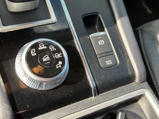 Used 2023 Mitsubishi Outlander SE FWD image 30