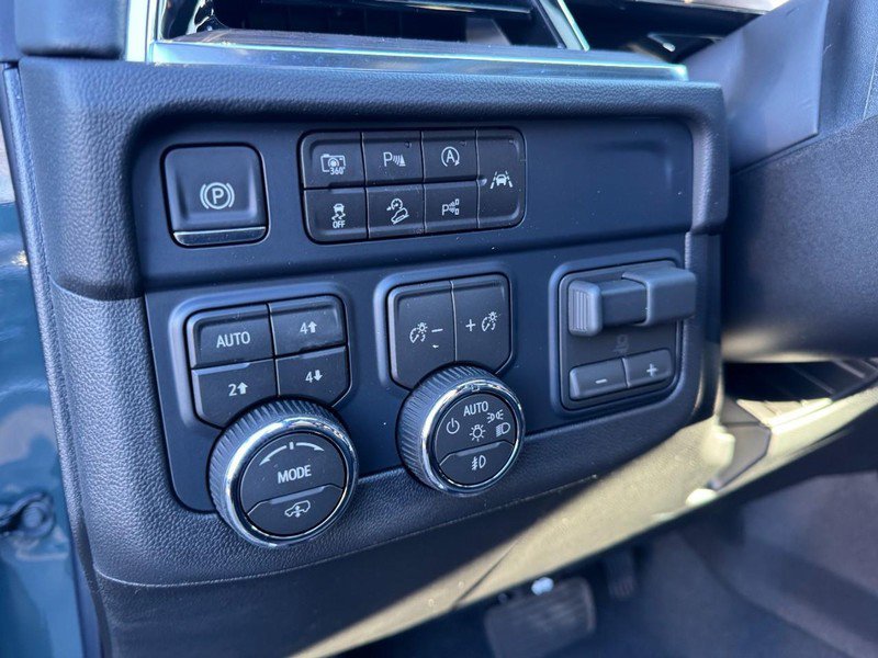 New 2026 Chevrolet Suburban Z71 w/ Z71 Off-Road Package image 36