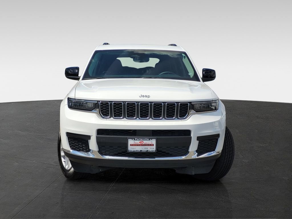 Used 2023 Jeep Grand Cherokee L Laredo AWD/4WD image 2