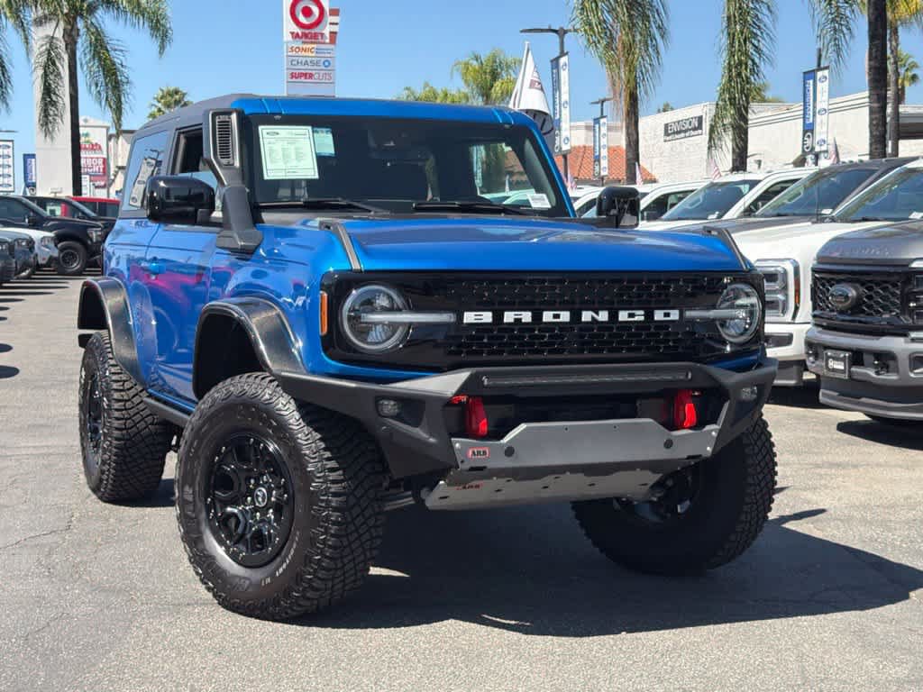 Certified 2021 Ford Bronco Wildtrak AWD/4WD image 3