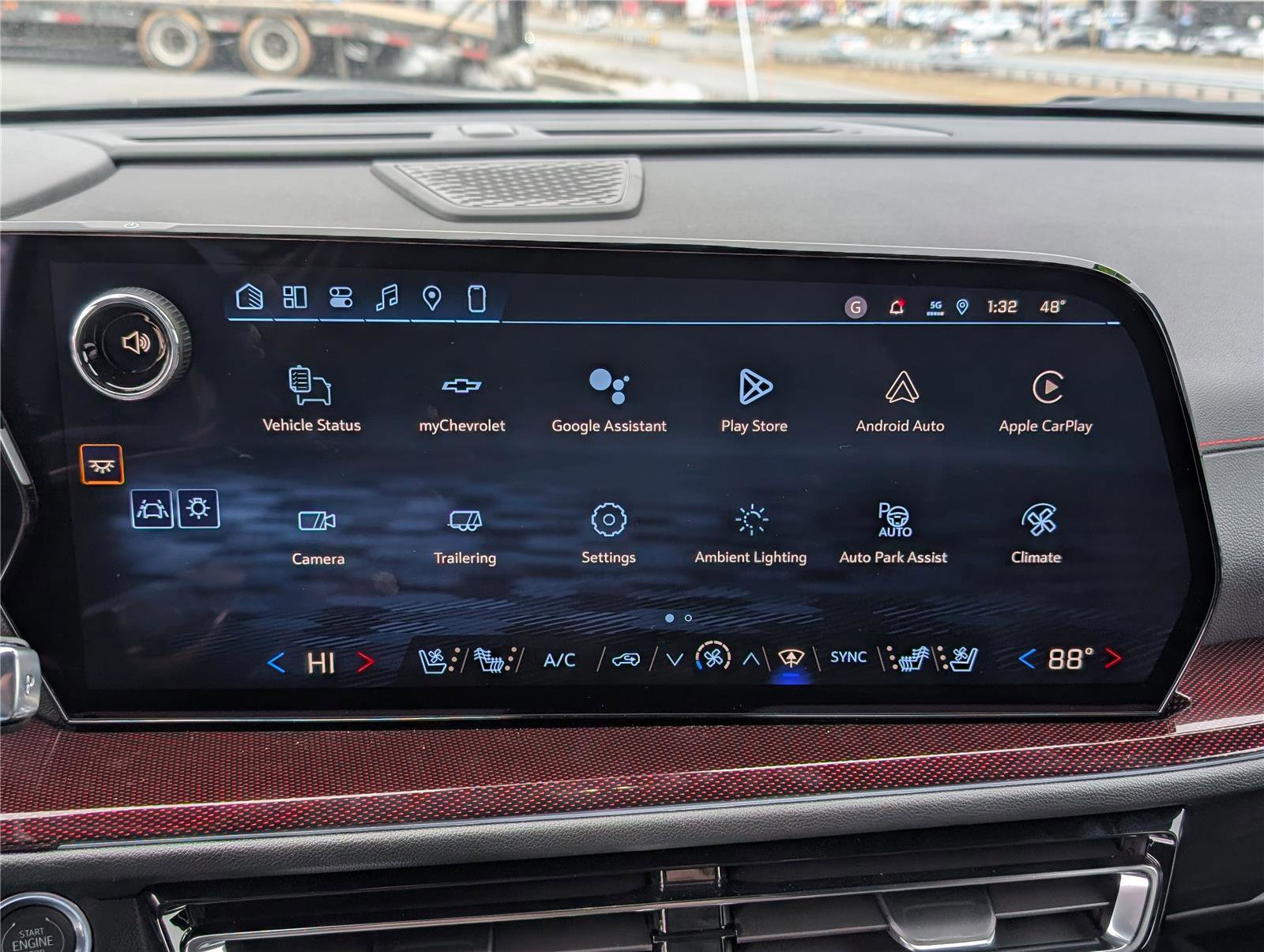 New 2026 Chevrolet Traverse RS w/ LPO, Floor Liner Package image 26