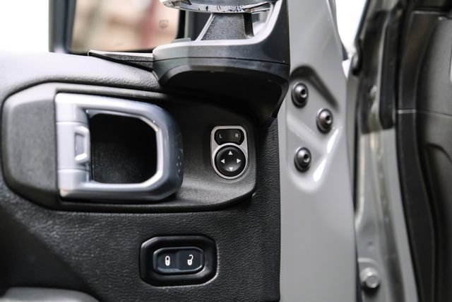 Used 2021 Jeep Wrangler Unlimited Sahara w/ Dual Top Group AWD/4WD image 69