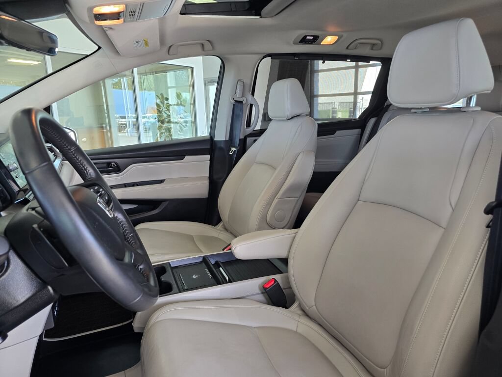 Used 2025 Honda Odyssey EX-L image 17