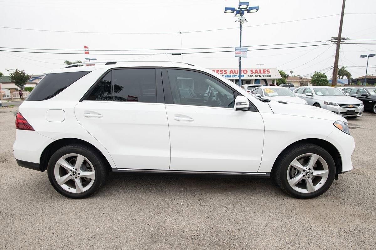 Used 2017 Mercedes-Benz GLE 350 w/ Premium 1 Package image 5