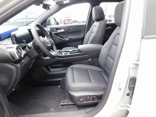 New 2026 Chevrolet Equinox LT w/ Convenience Package II image 13