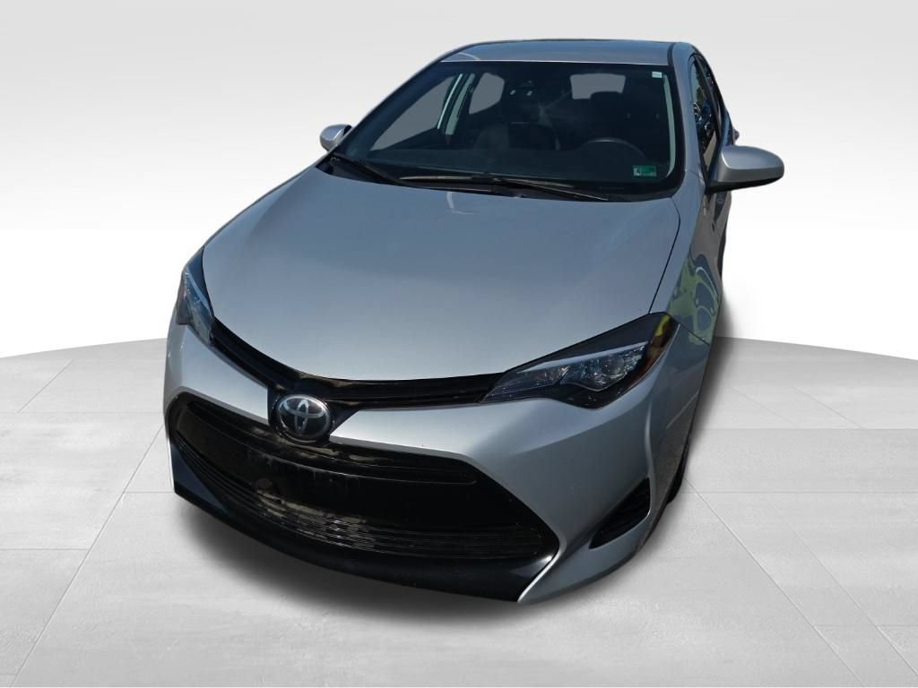 Used 2018 Toyota Corolla LE FWD image 8