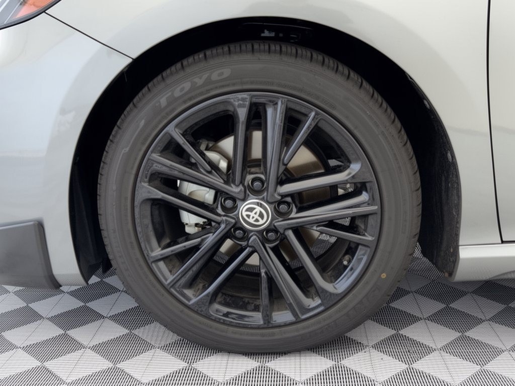 Used 2026 Toyota Camry SE FWD image 13