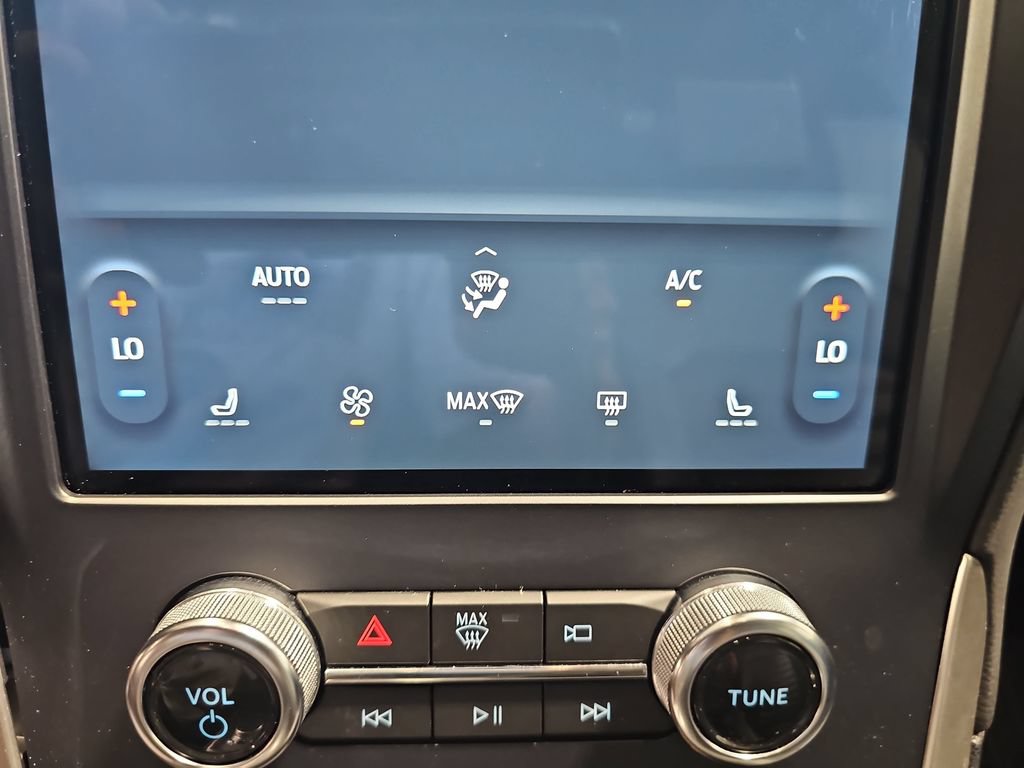 Used 2023 Ford Edge SEL w/ Convenience Package AWD/4WD image 21