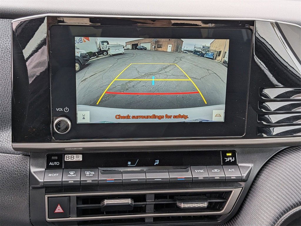 Used 2025 Toyota Camry LE image 18