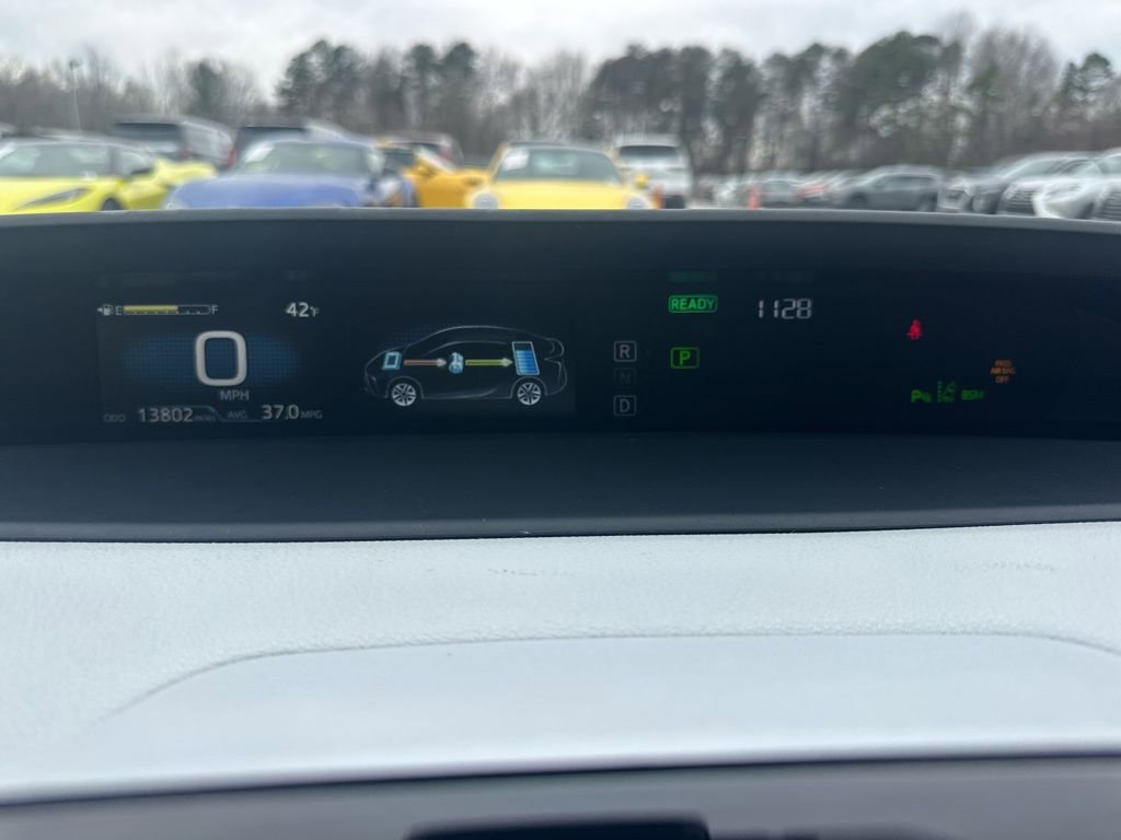 Used 2022 Toyota Prius XLE image 22