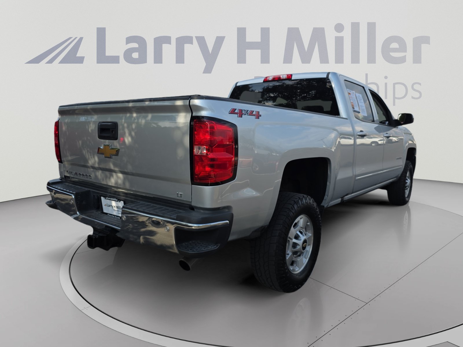 Used 2018 Chevrolet Silverado 2500 LT w/ All Star Edition AWD/4WD image 5