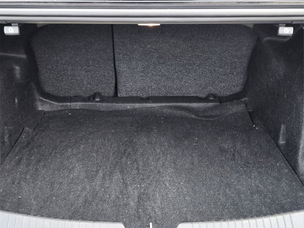 Used 2023 Chevrolet Malibu LS image 28