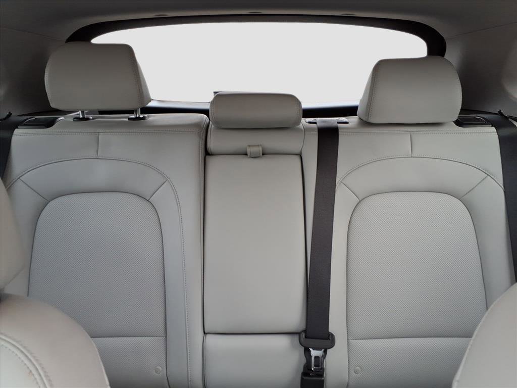 Used 2023 Hyundai Kona Limited image 13