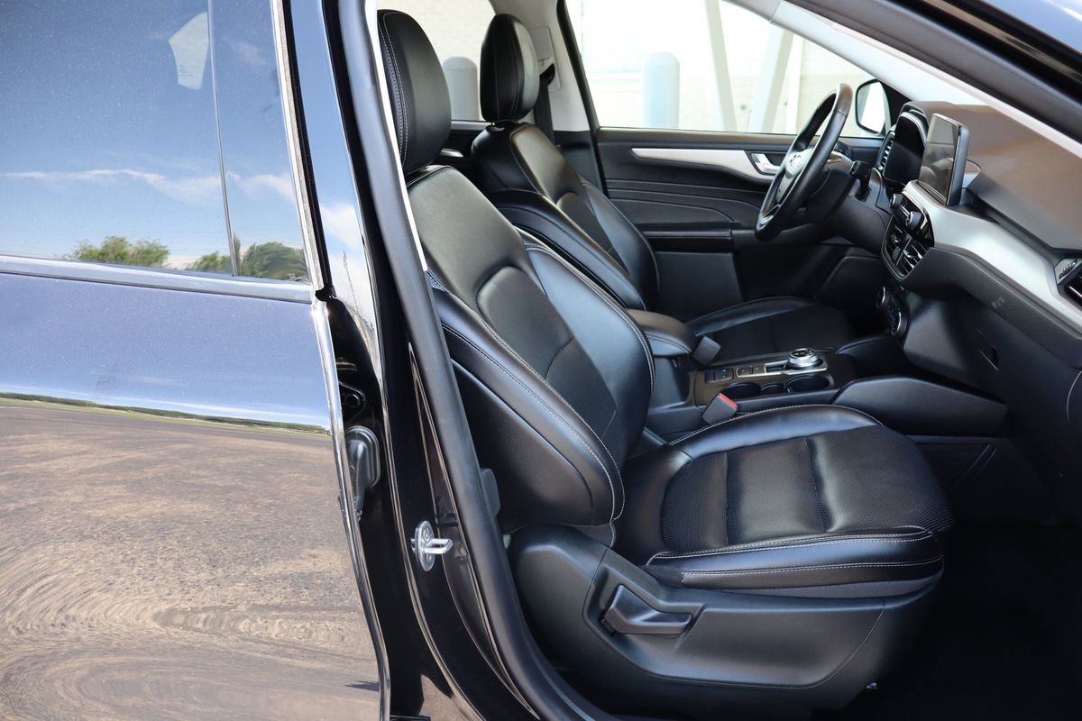 Used 2022 Ford Escape SEL image 22