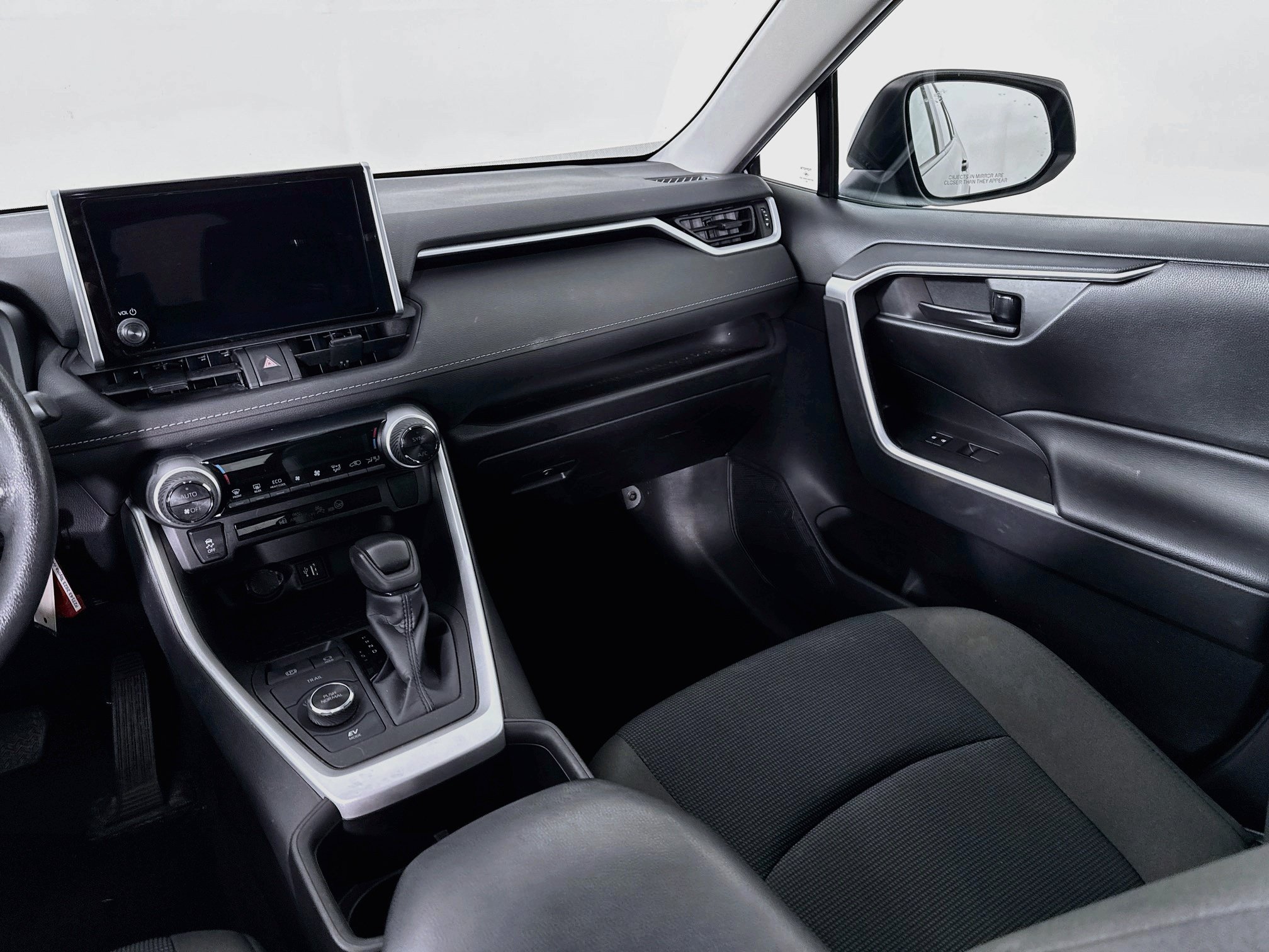 Certified 2023 Toyota RAV4 LE AWD/4WD image 21