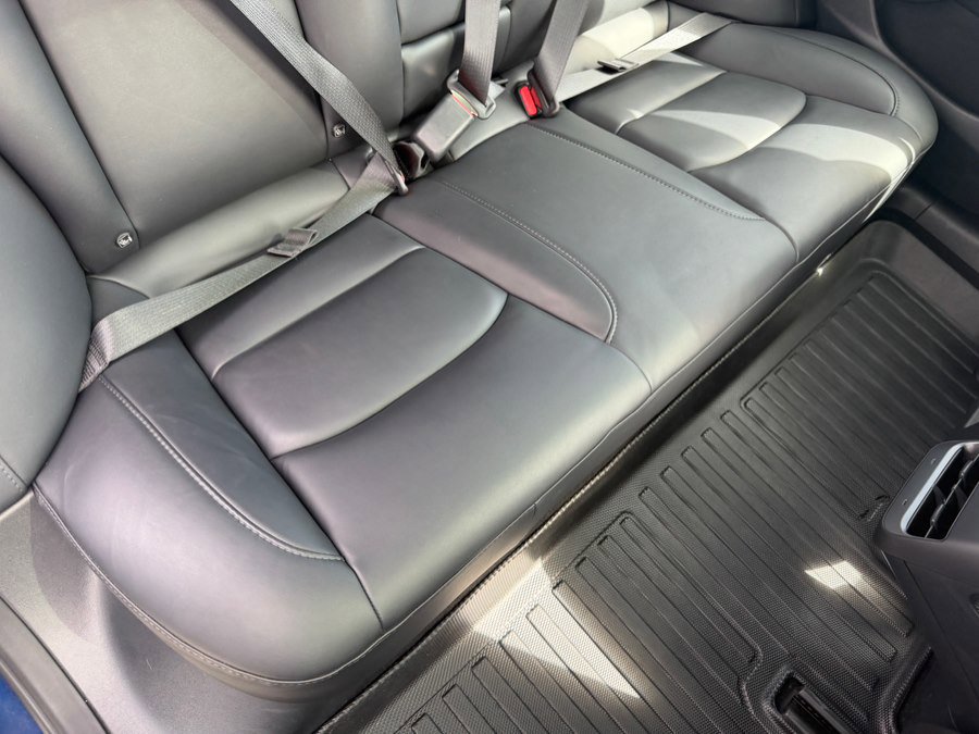 Used 2023 Tesla Model 3 Standard Range image 39