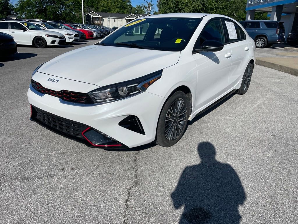 Used 2023 Kia Forte GT-Line FWD image 3