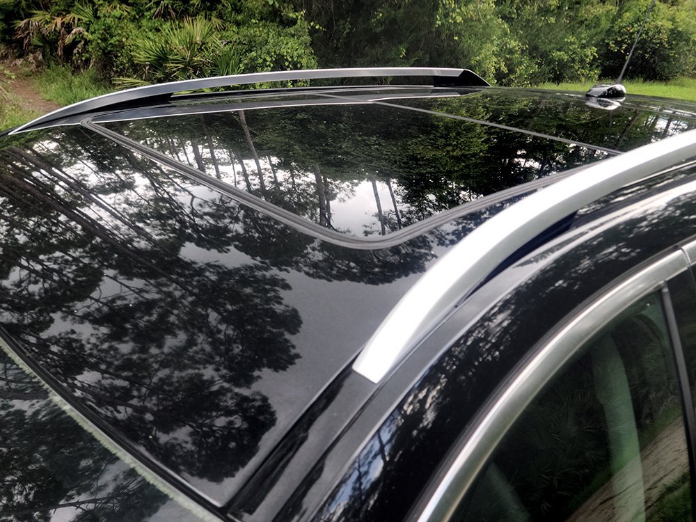 Used 2016 Cadillac SRX Luxury w/ Driver Awareness Package FWD image 10