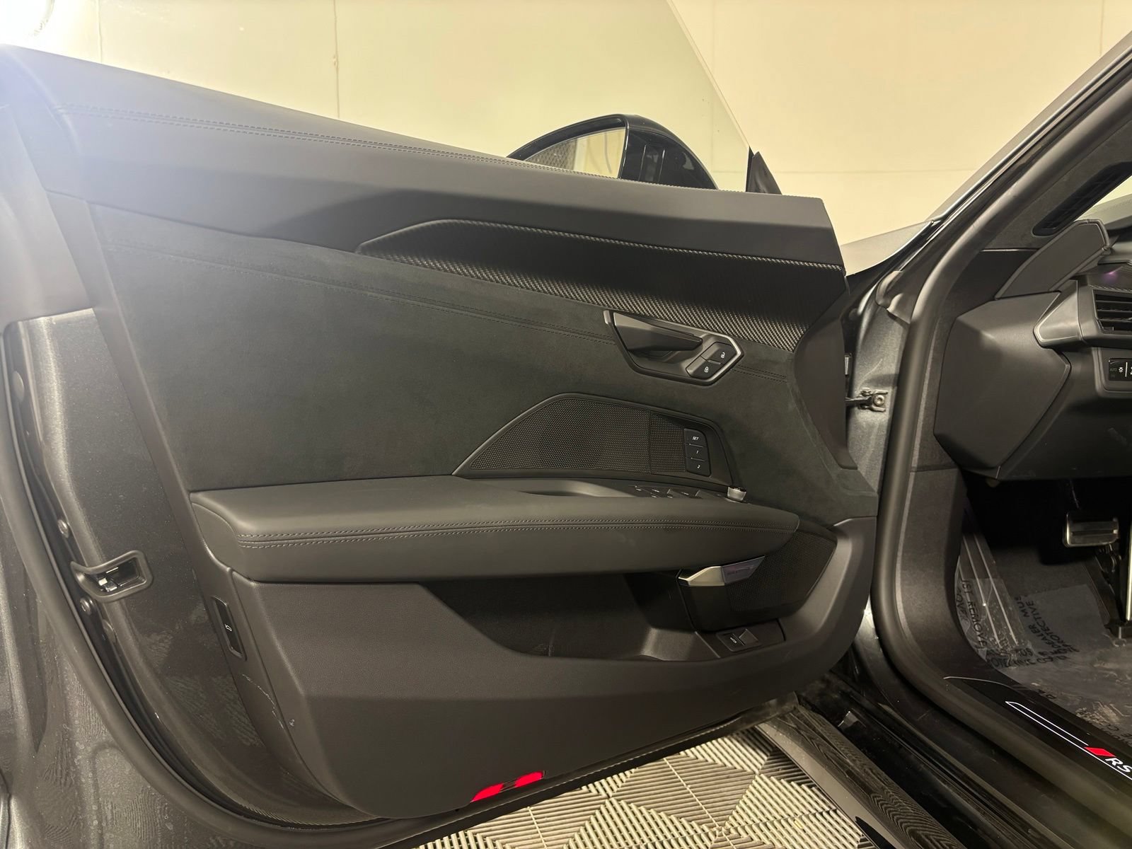 New 2026 Audi RS e-tron GT performance AWD/4WD image 16