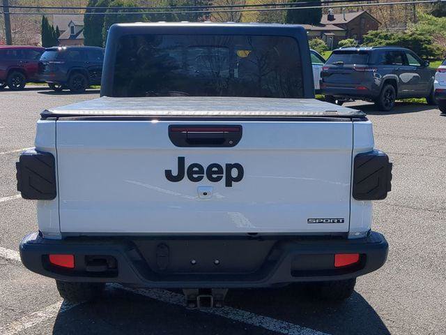 Certified 2021 Jeep Gladiator Sport AWD/4WD image 6