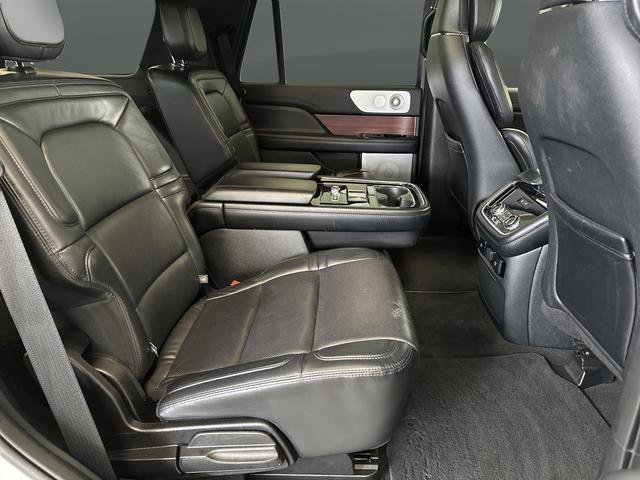 Used 2020 Lincoln Navigator Reserve w/ Equipment Group 208A Reserve image 37