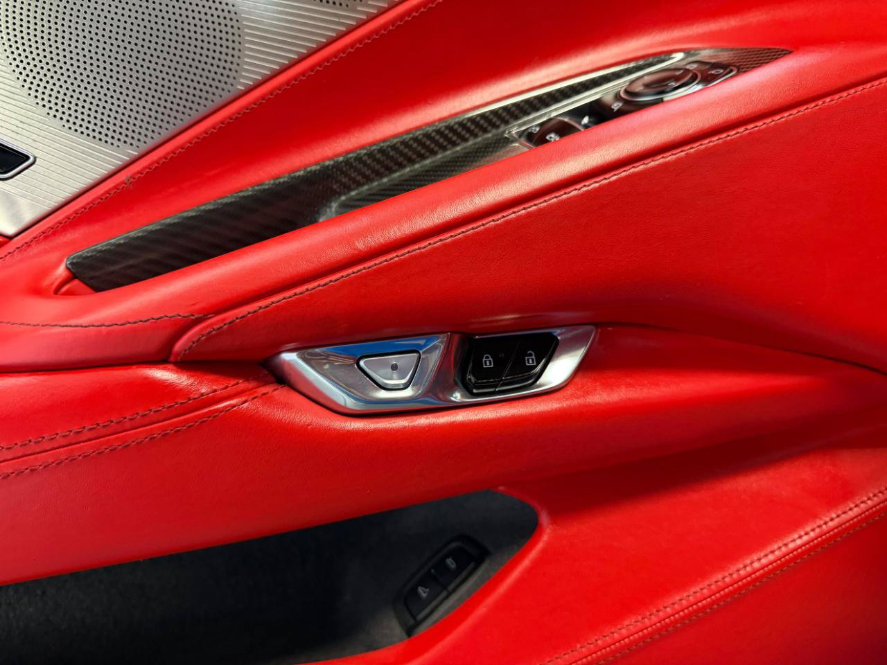 Used 2026 Chevrolet Corvette Stingray Premium Cpe w/ Z51 Performance Package RWD image 14