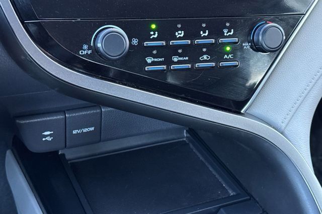 Certified 2018 Toyota Camry LE image 22