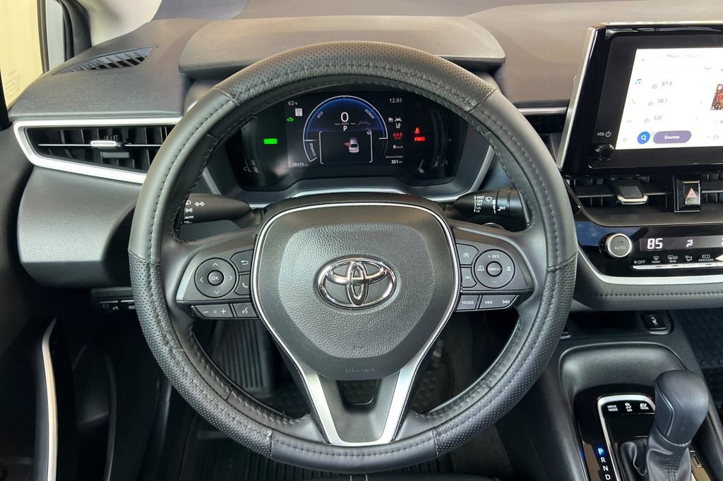 Used 2023 Toyota Corolla XLE FWD image 11