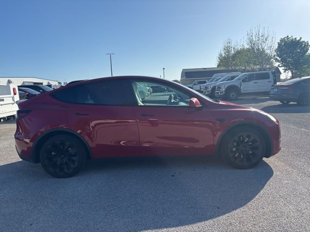 Used 2022 Tesla Model Y Long Range image 4