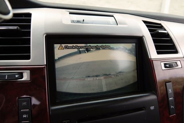 Used 2007 Cadillac Escalade 2WD w/ Information Package image 36