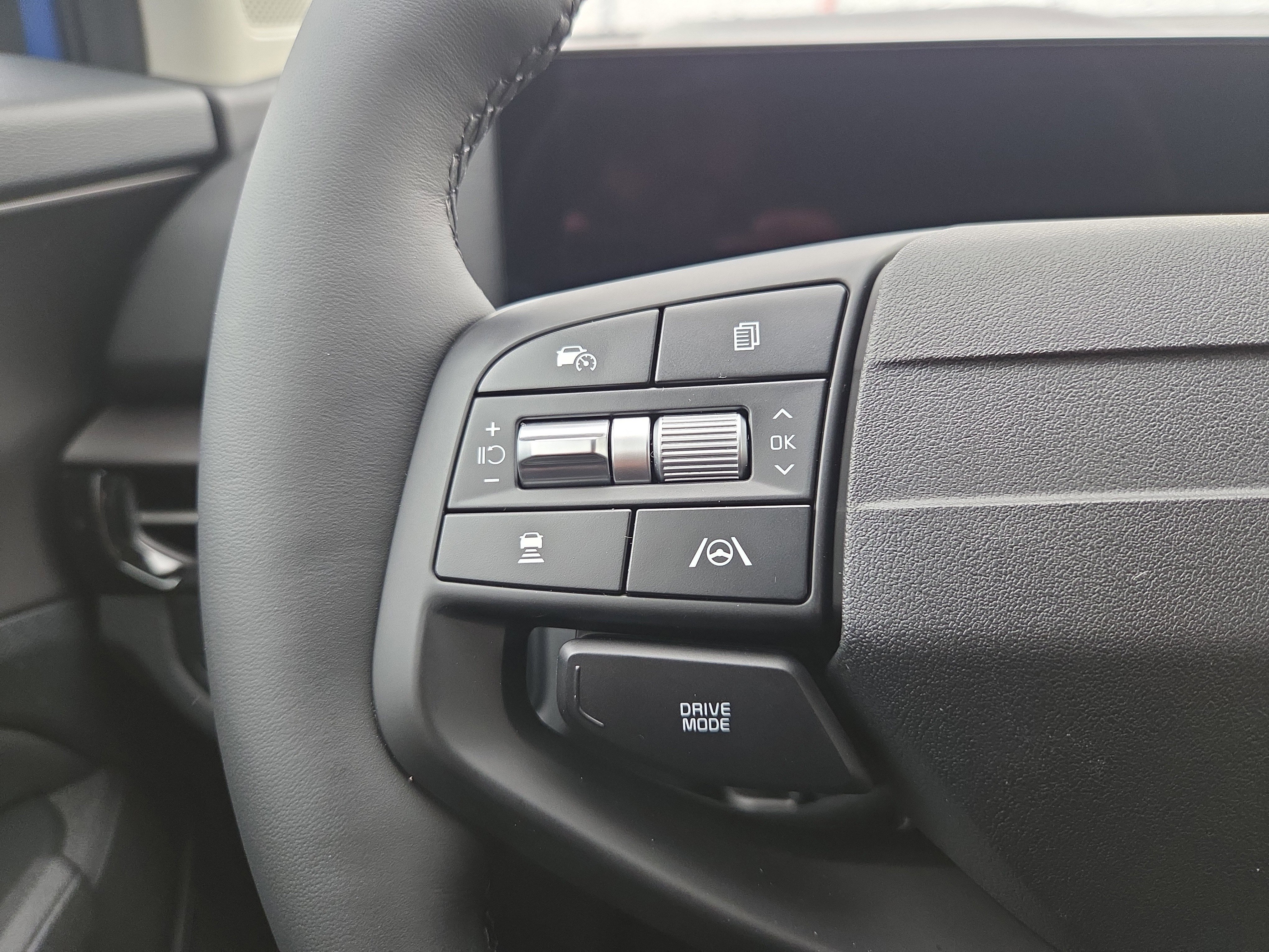 New 2026 Kia Sportage SX image 10