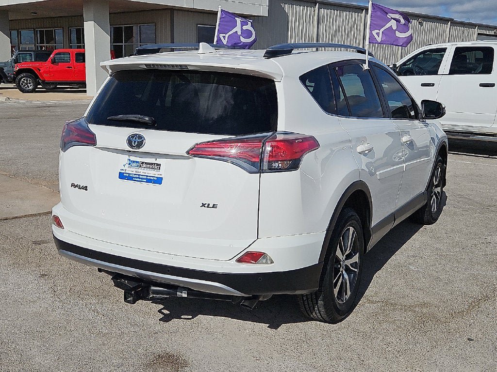 Used 2017 Toyota RAV4 XLE FWD image 7