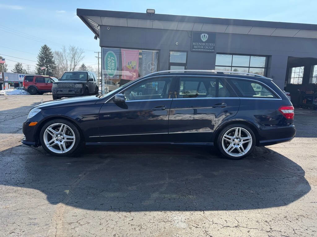 Used 2013 Mercedes-Benz E 350 4MATIC Wagon image 3