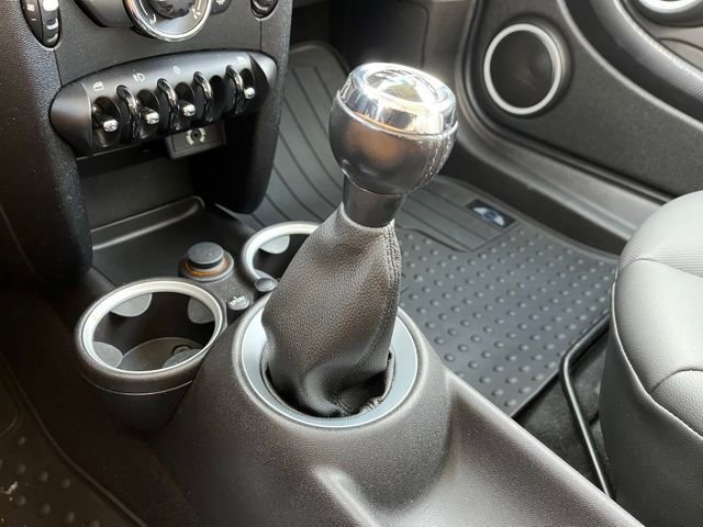 Used 2011 MINI Cooper Clubman S image 28