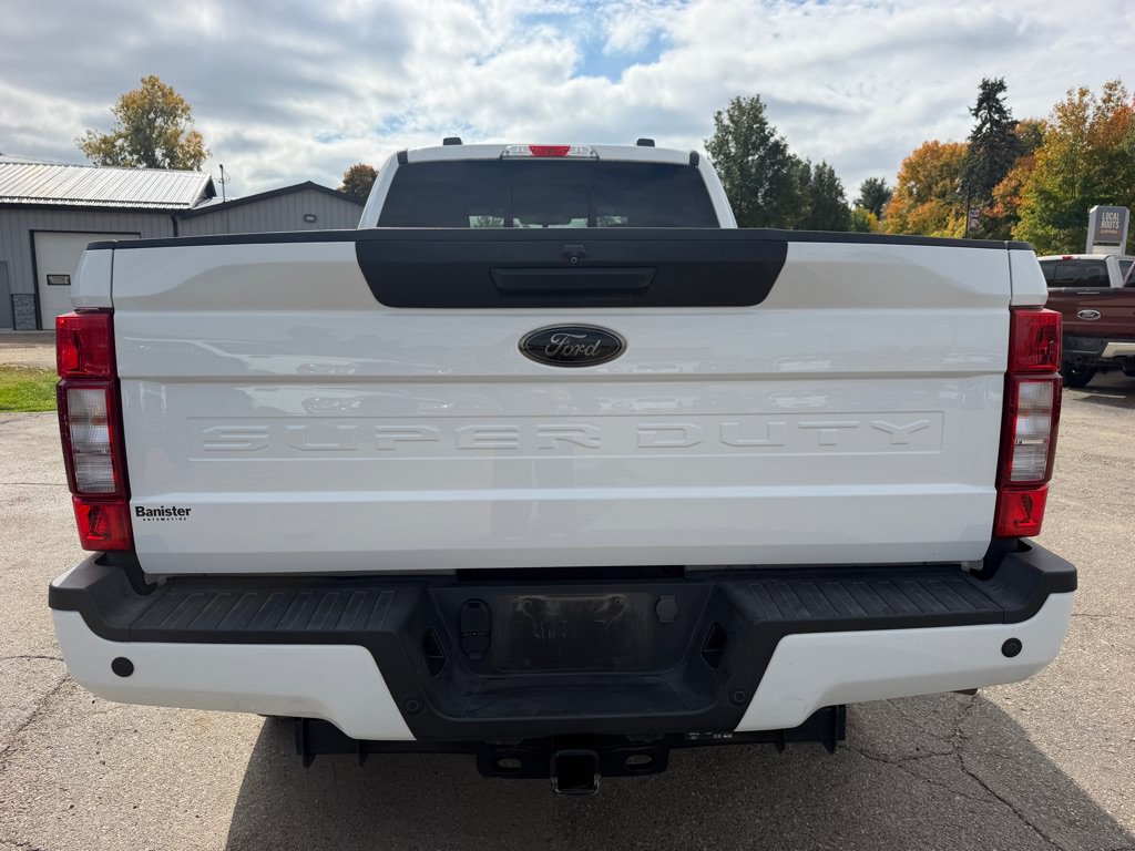 Used 2022 Ford F250 XLT w/ Black Appearance Package AWD/4WD image 7