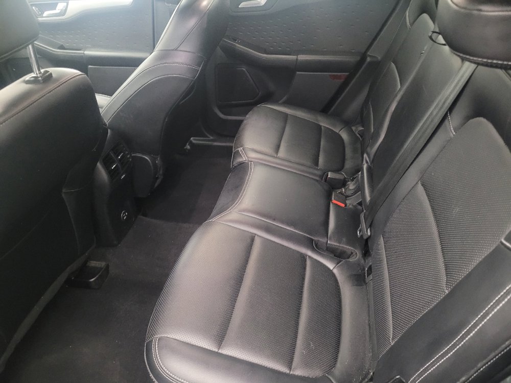 Used 2020 Ford Escape SE Sport image 18