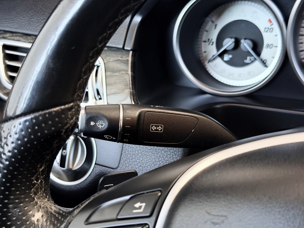 Used 2015 Mercedes-Benz E 250 BlueTEC Sedan image 14